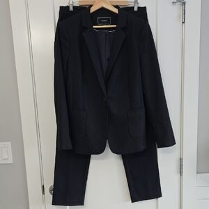 Le Chateau Elegant Black Suit Jacket